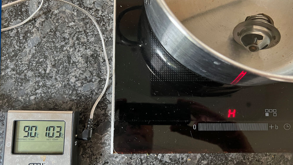 blauwasser_motor_praxistipp_thermostat_funktionstest_kueche
