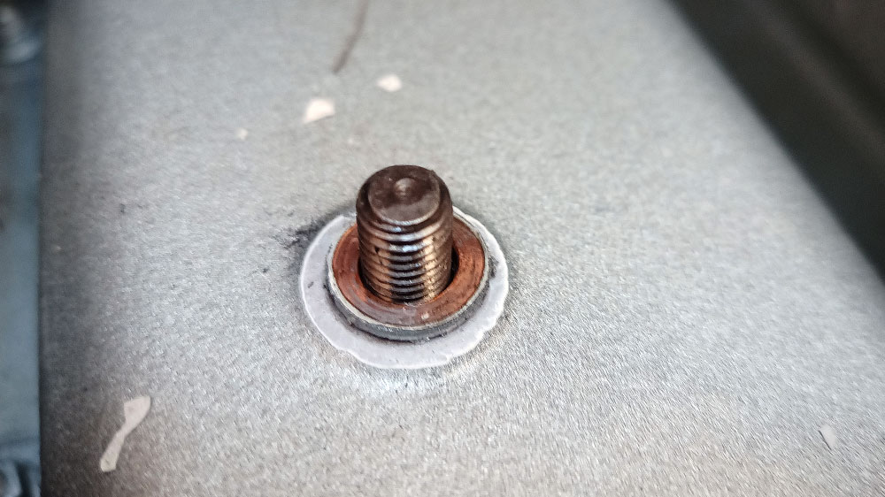 blauwasser_motor_ventilspieleinstellung_schraube_deckel