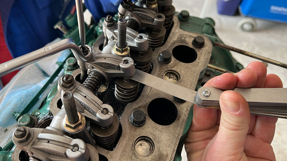 blauwasser_motor_ventilspieleinstellung_werkzeug