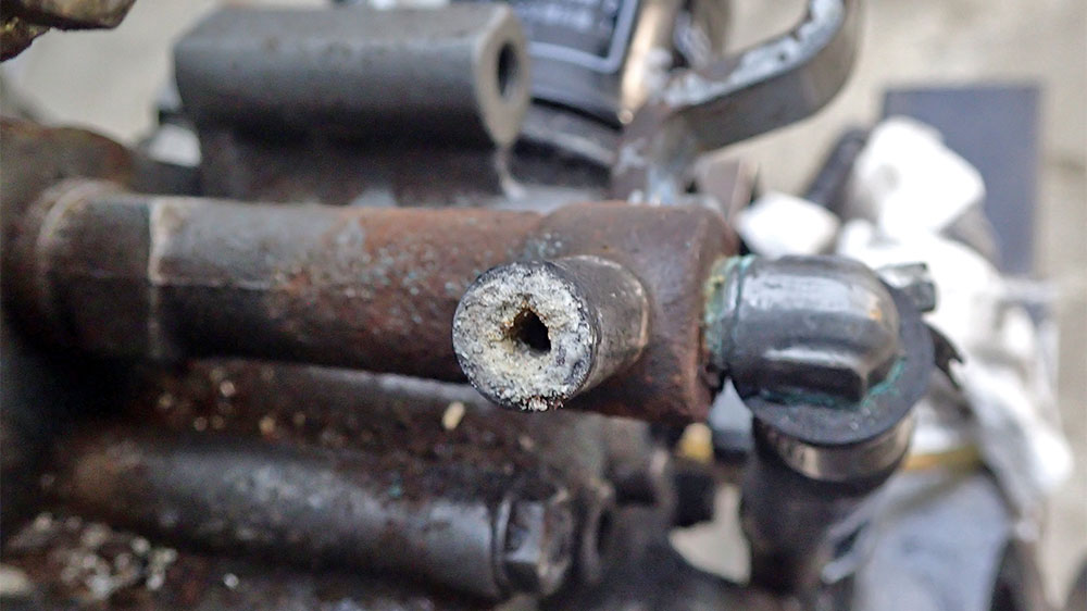 blauwasser_motor_wartung_kuehlung_einkreis_bypass