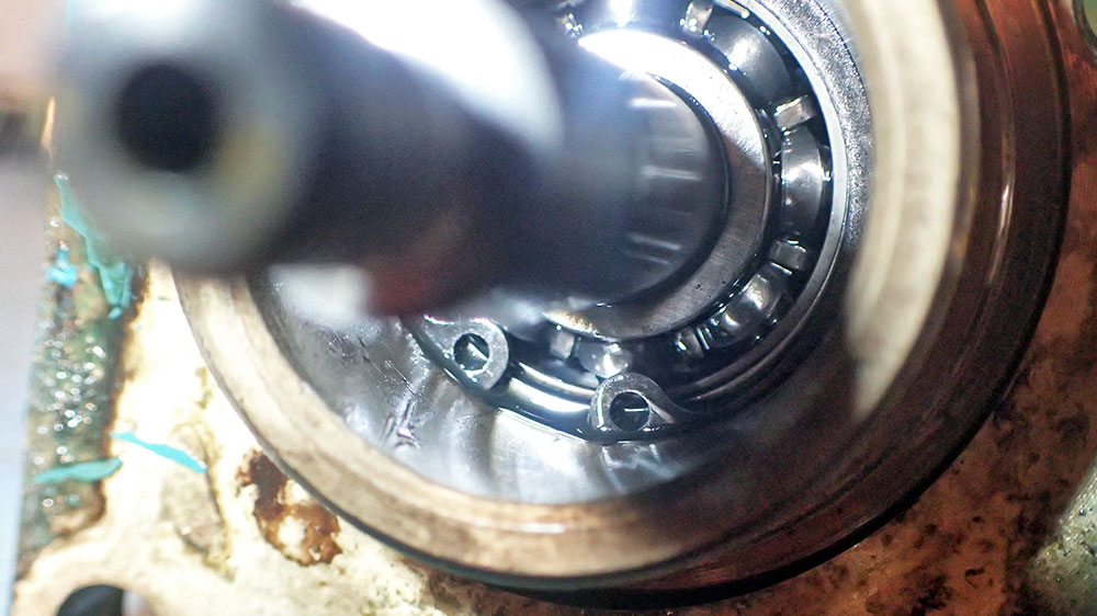 blauwasser_motor_wartung_seewasserpumpe_impellerpumpe_impeller_kugellager