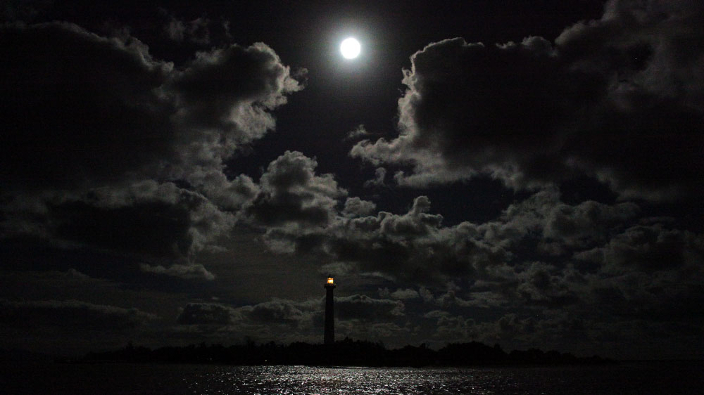 blauwasser_nachtfahrt_nachtsegeln_yacht_leuchtturm