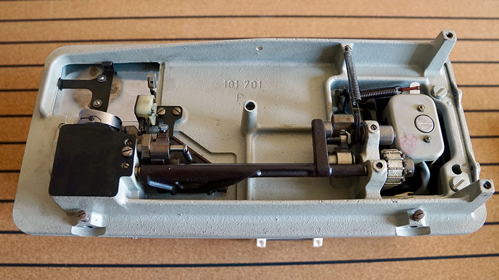 blauwasser_naehmaschine_an_bord_technik