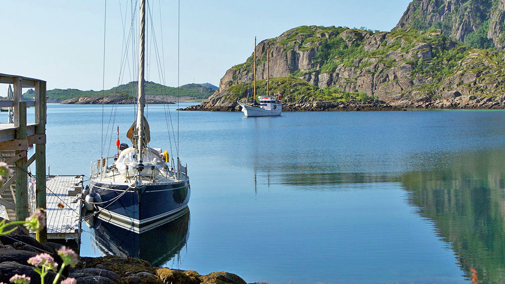 blauwasser_naturhafen_norwegen_lofoten_gullvika_am_steg