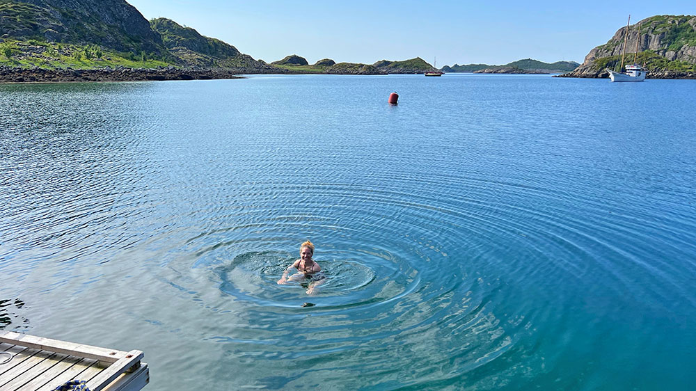 blauwasser_naturhafen_norwegen_lofoten_gullvika_badestopp