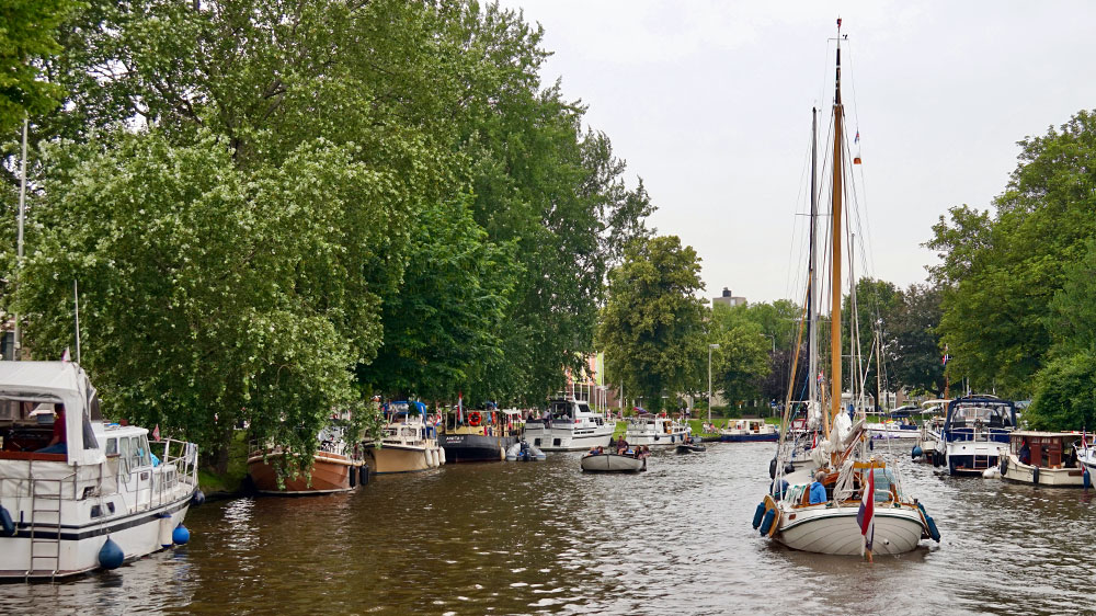 blauwasser_niederlande_friesland_stehende_mastroute_delfzijl_lemmer_brueckenkonvoi