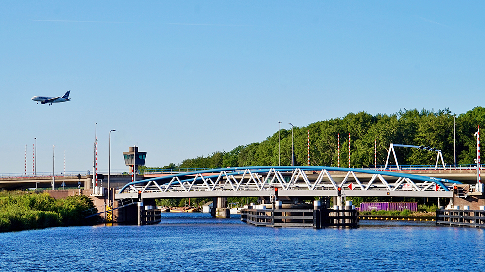 blauwasser_niederlande_friesland_stehende_mastroute_sued_amsterdam_schiphol