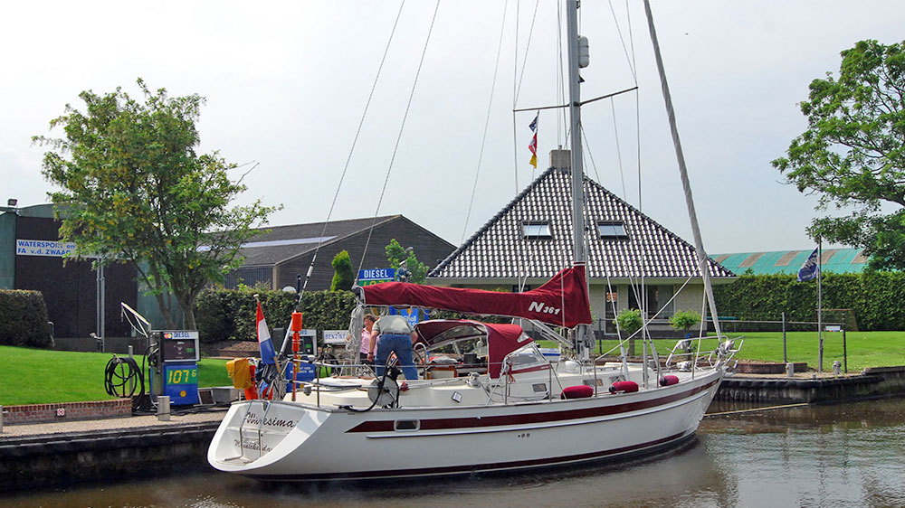 blauwasser_niederlande_friesland_stehende_mastroute_tanken