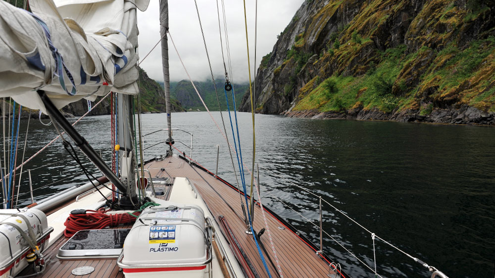 blauwasser_norwegen_lofoten_trollfjord