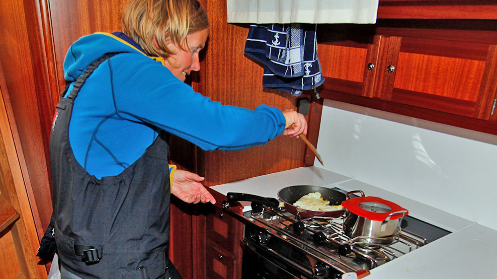 blauwasser_pantry_kochen_an_bord_blauwasserkueche