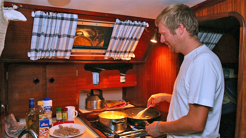 blauwasser_pantry_kochen_an_bord_herd