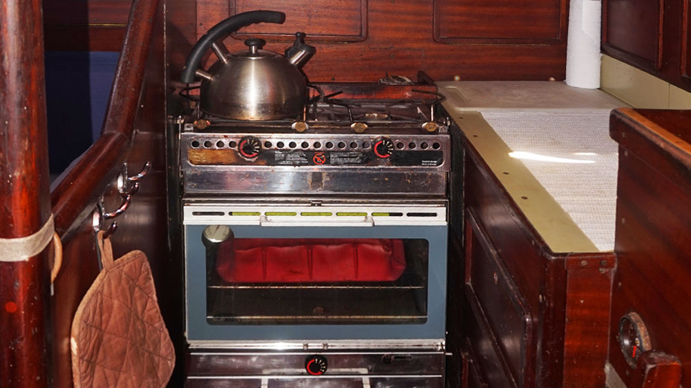 blauwasser_pantry_kochen_an_bord_spiritusherd