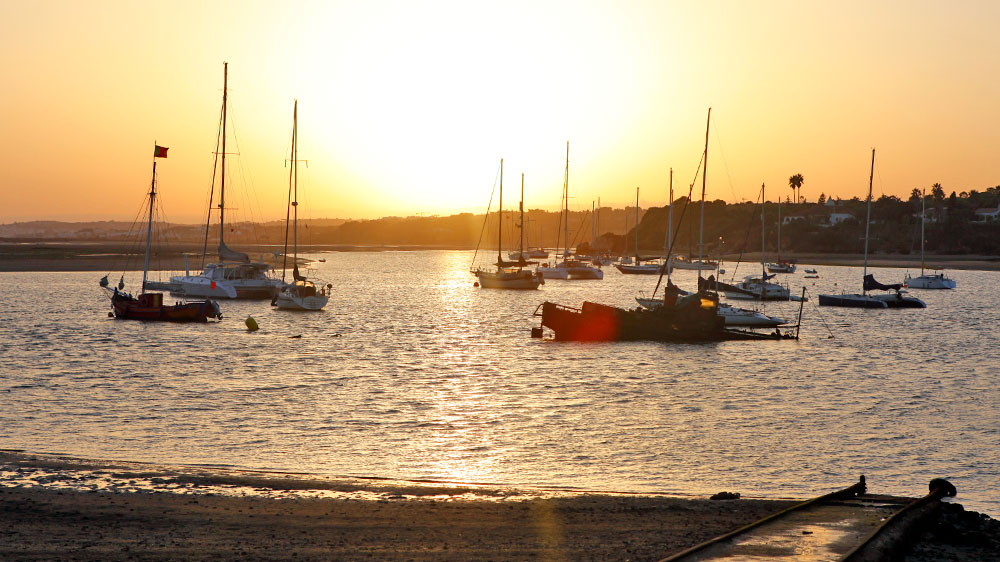 blauwasser_portugal_ankerplatz_alvor_abendstimmung
