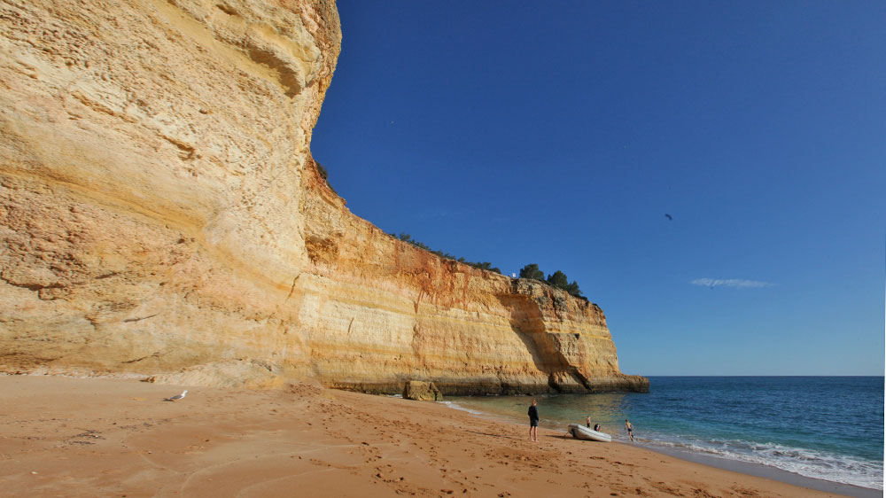 blauwasser_portugal_ankerplatz_benagil_strand