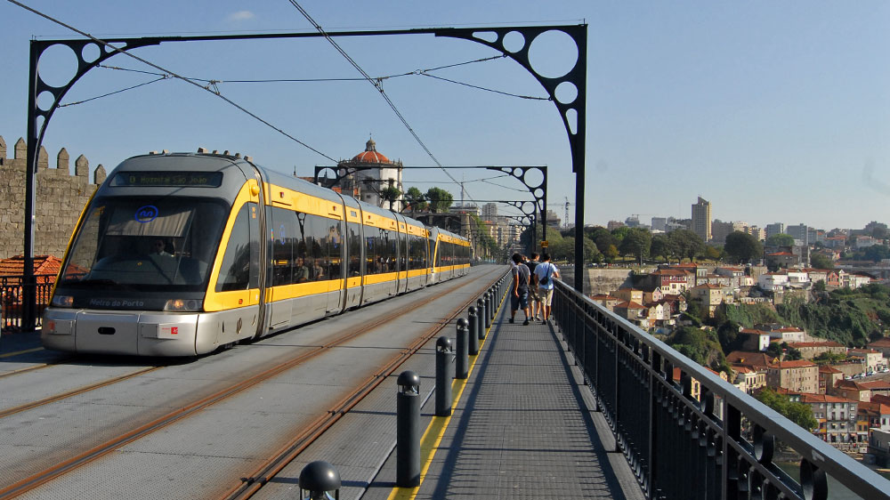 blauwasser_portugal_hafen_Leixoes_metro