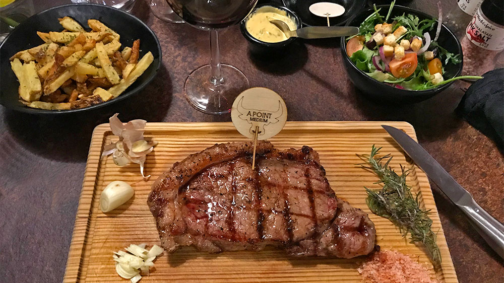 blauwasser_portugal_hafen_faro_essen_gehen_steak