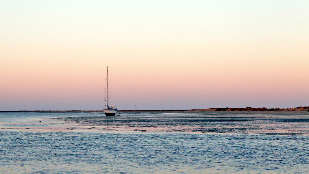blauwasser_portugal_hafen_ilha_da_culatra_ankerplatz_tide