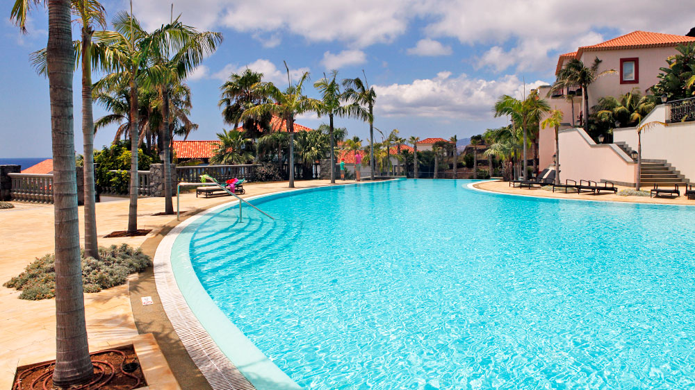 blauwasser_portugal_hafen_madeira_quinta_do_lorde_pool_2