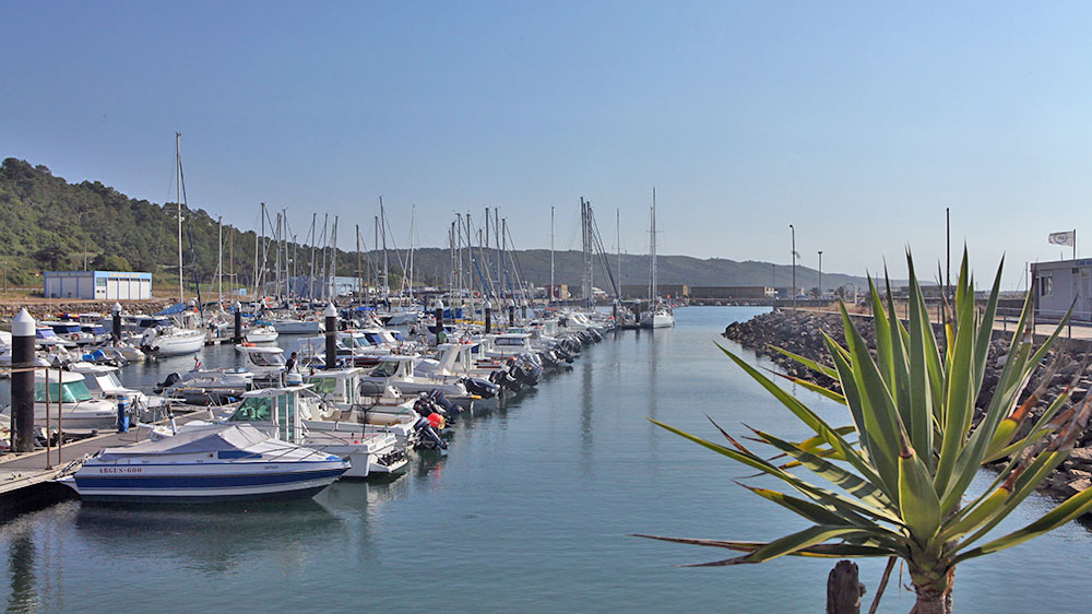 blauwasser_portugal_hafen_nazare_marina_nord