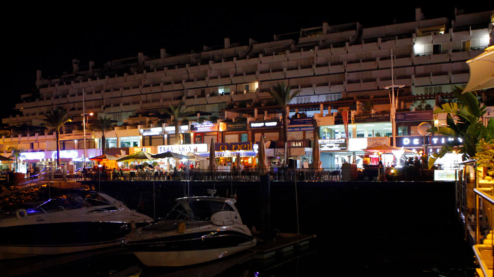 blauwasser_portugal_hafen_vilamoura_am_abend_1