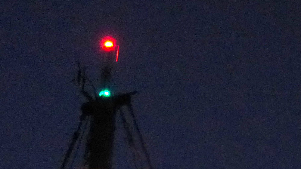 blauwasser_positionslampen_lichterfuehrung_rot_ueber_gruen_beispiel