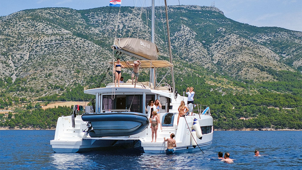 blauwasser_reise_kabinencharter_info_badebucht
