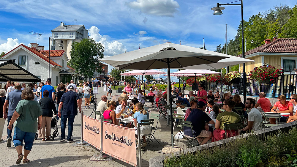 blauwasser_revier_schweden_goeta-kanal_information_eisdiele