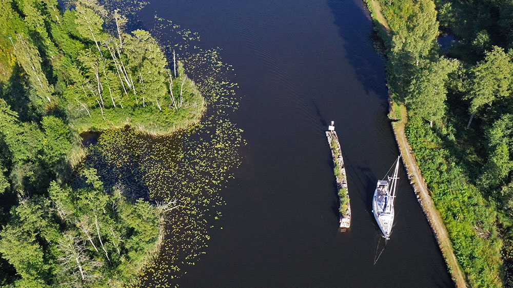 blauwasser_revier_schweden_goeta-kanal_information_wald
