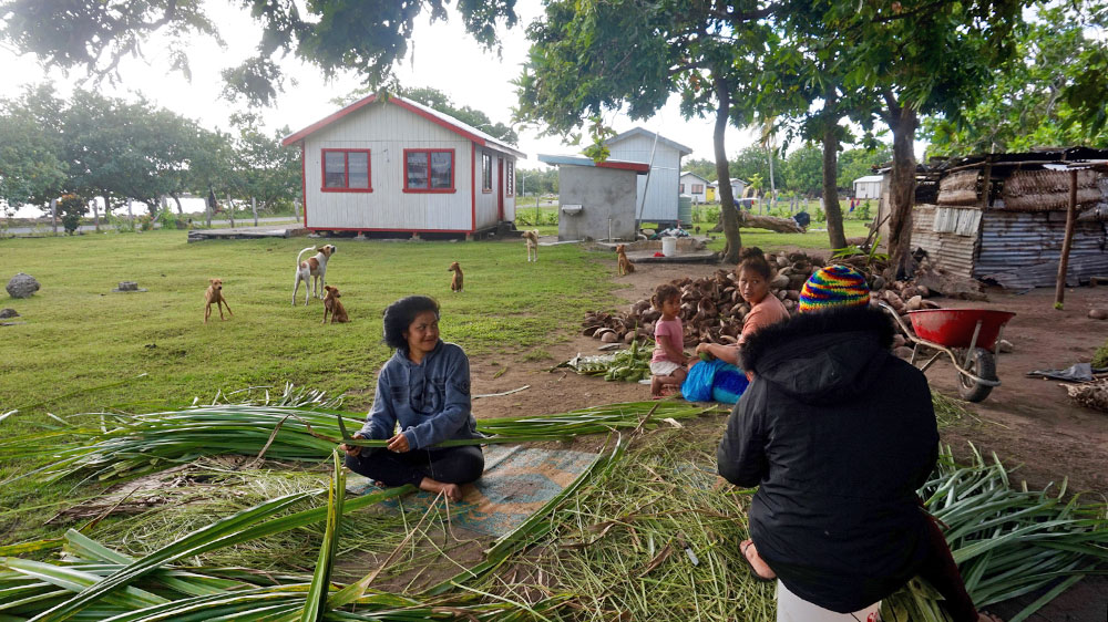 blauwasser_revier_tonga_ankerplatz_niuatoputapu_dorfleben