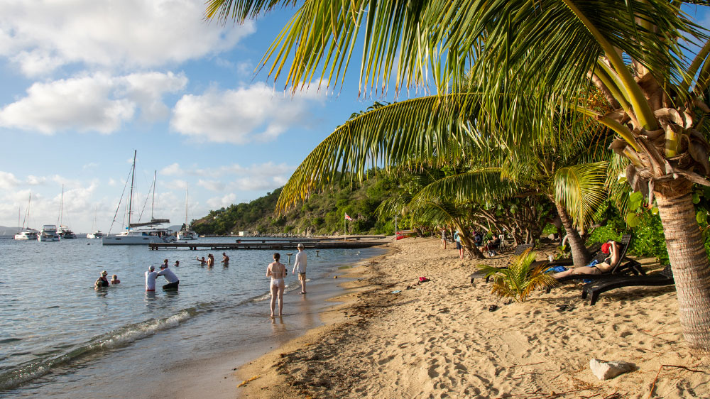 blauwasser_revierbericht_tipps_bvi_cooper_island_strand
