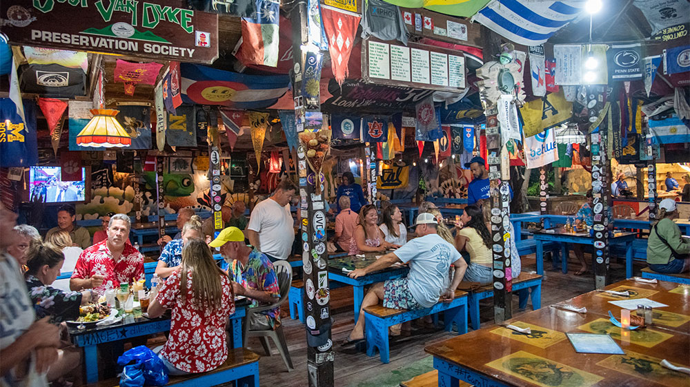 blauwasser_revierbericht_tipps_bvi_great_harbour_foxy