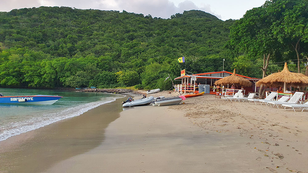 blauwasser_reviere_karibik_windward_islands_11_top_spots_chatham_bay