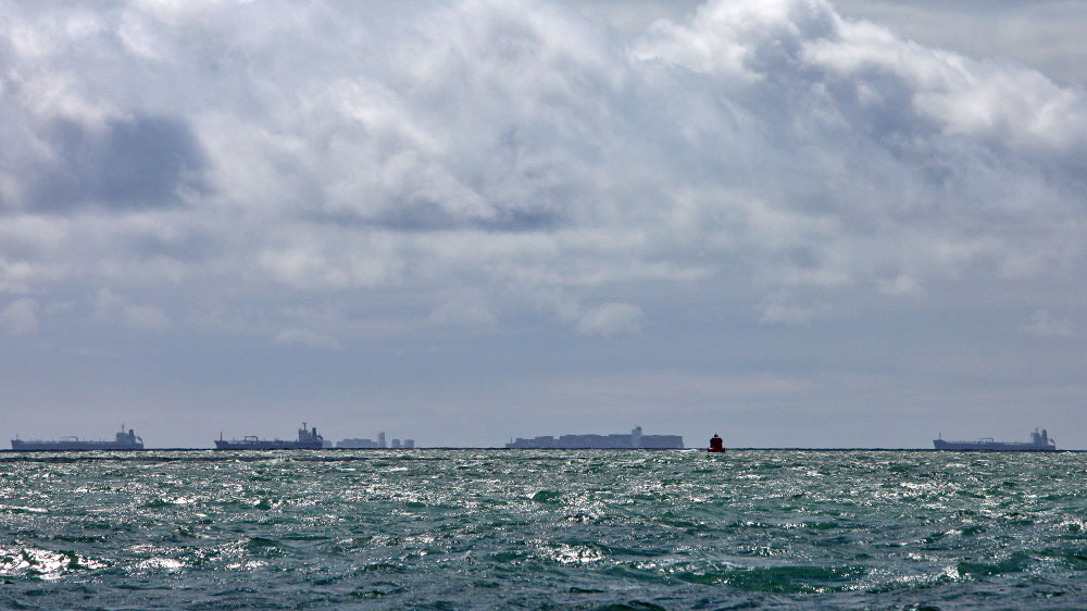 blauwasser_revierinfo_england_suedkueste_aermelkanal_dovercalais_frachter