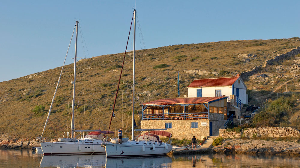 blauwasser_revierinformation_kroatien_norddalmatien_konoba_bucht