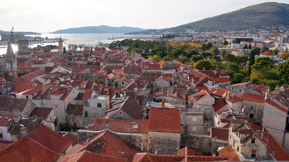 blauwasser_revierinformation_kroatien_sueddalmatien_trogir_stadt