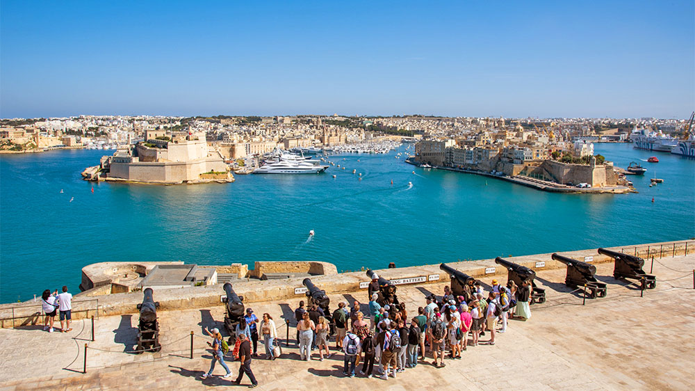blauwasser_revierinformation_malta_valletta_saluting
