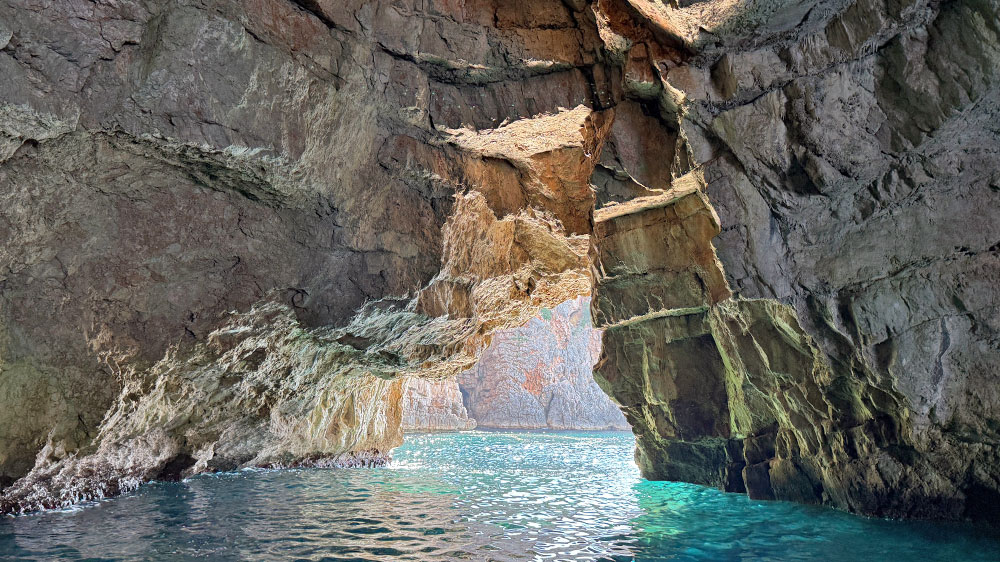 blauwasser_revierinformation_montenegro_blaue_grotte
