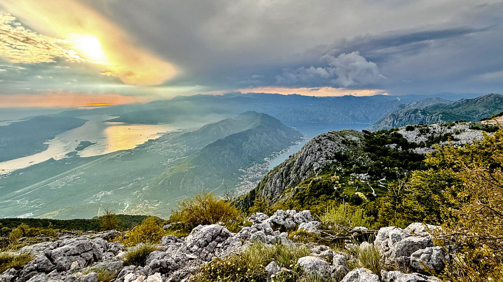 blauwasser_revierinformation_montenegro_bucht_von_kotor_berge