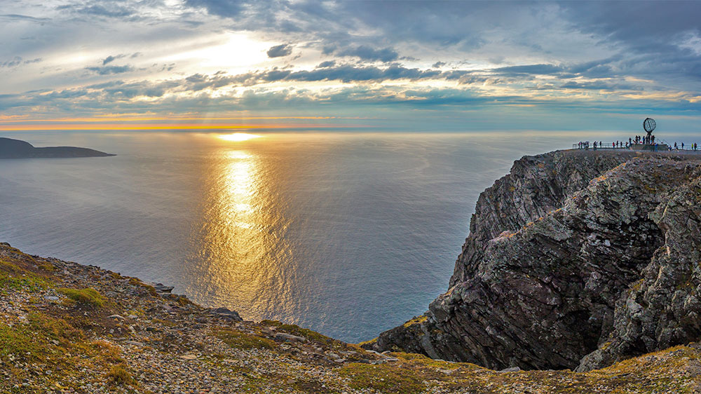 blauwasser_revierinformation_norwegen_nordkap_nacht_sonne
