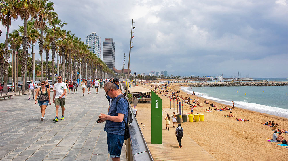 blauwasser_revierinformation_spanien_mittelmeer_costa_brava_barcelona_promenade