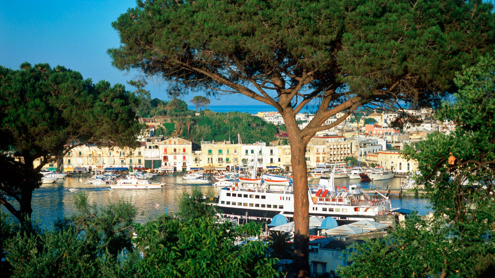 blauwasser_revierinformation_toerntipp_amalfiekueste_ischia_hafen
