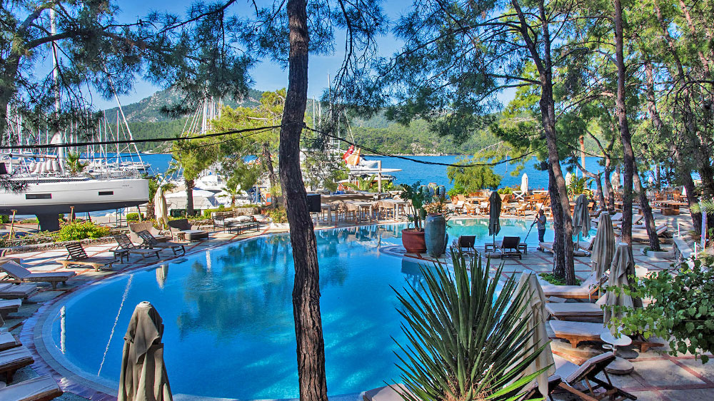 blauwasser_revierinformation_tuerkei_golf_von_hisaroenue_und_yesilova_marti_marina_pool