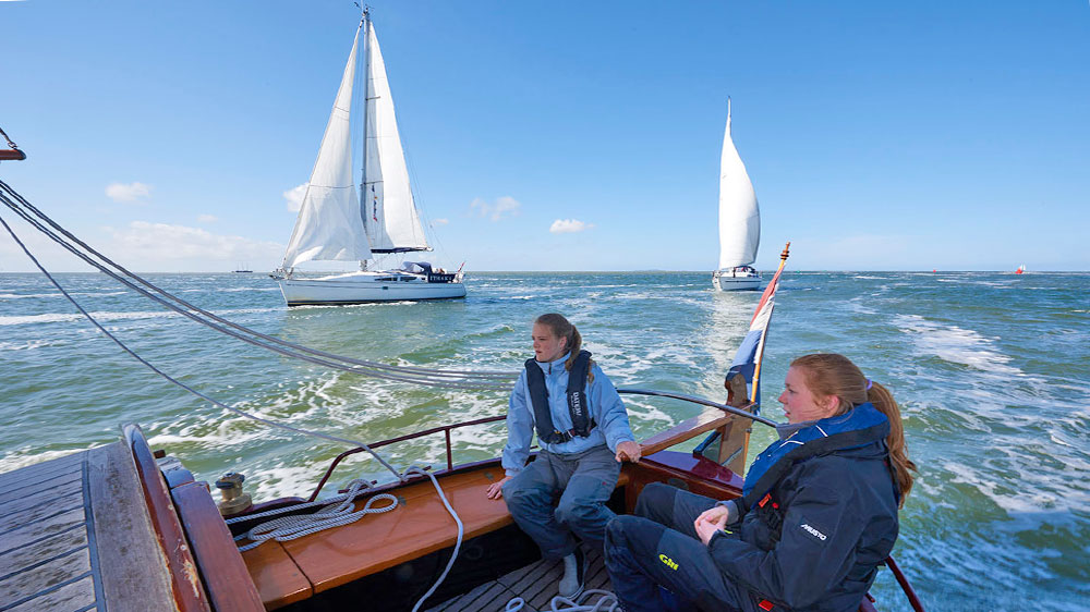 blauwasser_revierreportage_holland_plattbodenschiff_segler