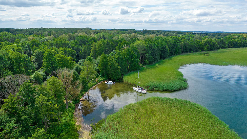 blauwasser_revierreportage_polen_masurische_seenplatte_dargin_ankerplatz