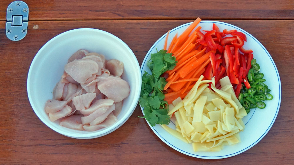 blauwasser_rezepte_gruenes_curry_vorbereitung