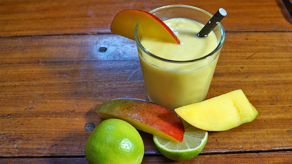 blauwasser_rezepte_mangococktail_fertig