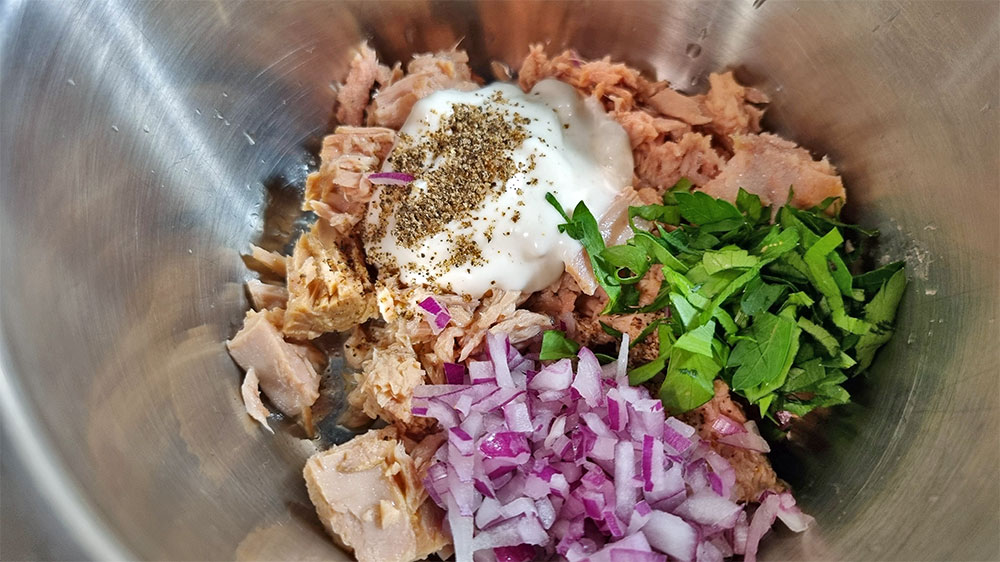 blauwasser_rezepte_tomaten_mit_thunfischfuellung_zubereitung_1
