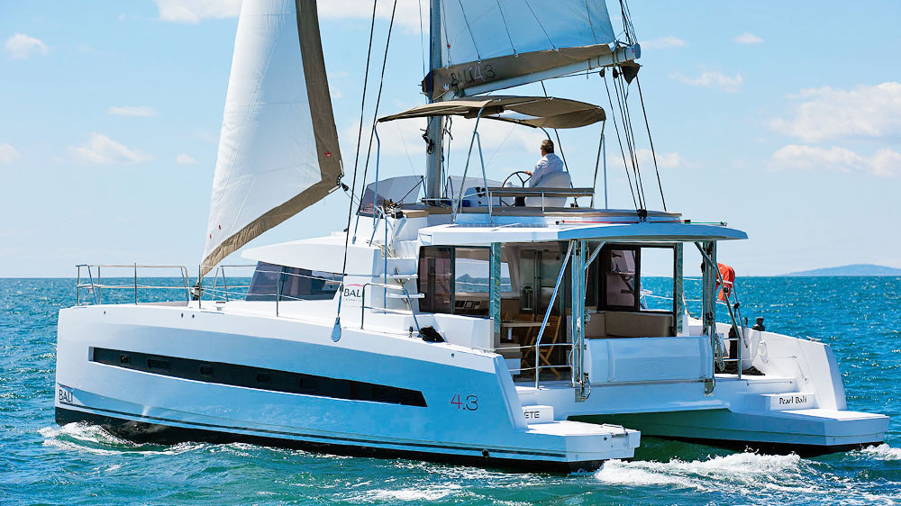 blauwasser_richtig_und_sicher_chartern_yachtauswahl_bali