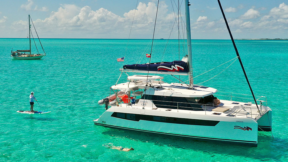 blauwasser_richtig_und_sicher_chartern_yachtauswahl_wasserspielzeug