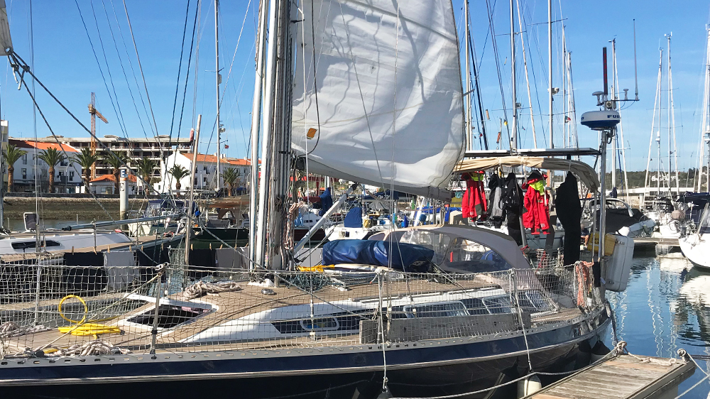 blauwasser_segel_pflege_trocknen_hafen